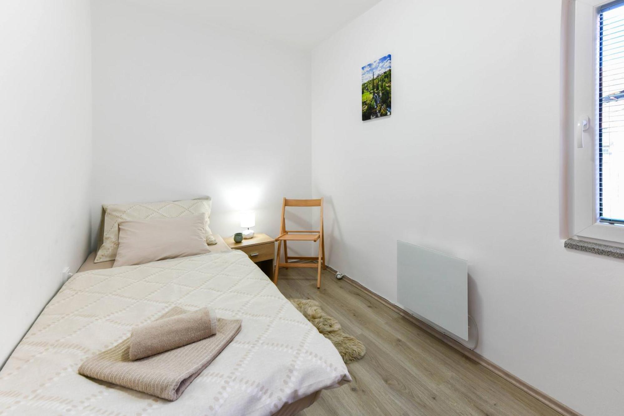 Apartman Tina Rakovica Exteriör bild