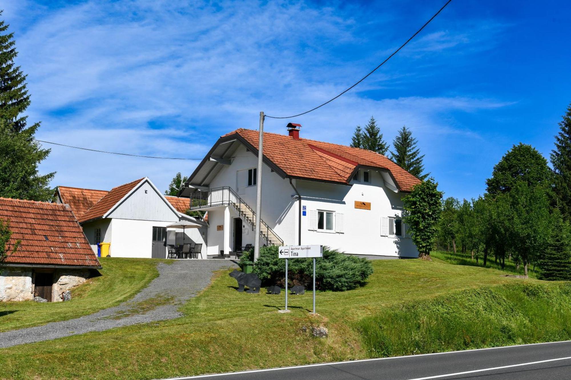 Apartman Tina Rakovica Exteriör bild